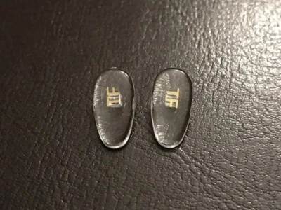 Almohadillas nasales a presión de repuesto de alta calidad para gafas Tom Ford doradas 1 par NUEVO Foto 1 de 4