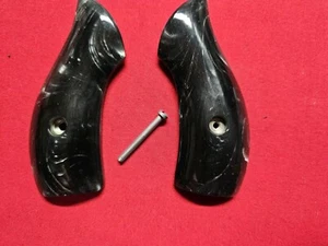 S&W  "J" Round Butt Grip's W/Screw. Premier Mfg.  - Picture 1 of 3
