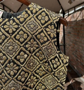 WOW VTG NEW Textured Designer Retro MCM Heavy Lame Gold Metallic Fancy Malbe Top - Picture 1 of 8