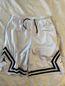Air Jordan Boys Xl Shorts - Picture 1 of 3