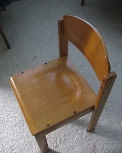 Kinderstuhl Wehrfritz Holz stapelbar Sitzhöhe ca. 34 cm heute Haba Pro - Picture 1 of 4