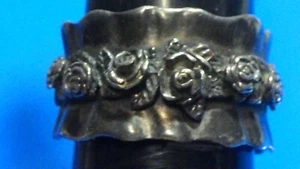 vintage sterling silver ring 925 Israel RL 1/2" wide wrinkled ribbon sz8 bouquet - Picture 1 of 7