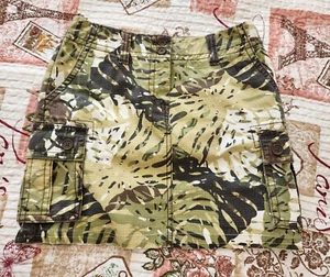 Falda Carga CAbi Talla 2 Verde Palma Selva Hoja Algodón Sobre la Rodilla Mini Estilo - Imagen 1 de 10