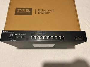 Zyxel XS1930-10, 10G Multi-Gigabit Switch, 8x RJ-45, 2x SFP+ Neuwertig #2 - Photo 1/9