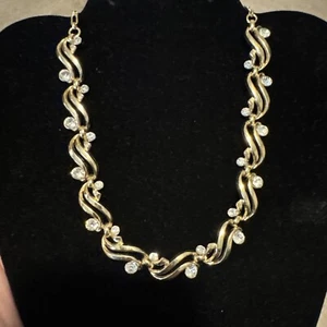 Vintage Signed TRIFARI Pat. Pending Gold Tone Necklace w/ Rhinestones 16” - Picture 1 of 8