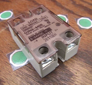Omron Solid State 200-480vac 40a 5-24vdc Relay G3NA-440B - Picture 1 of 2