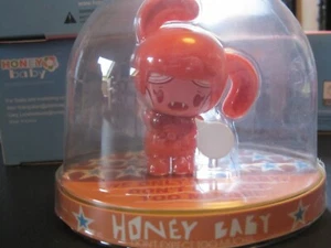 Gary Thinking: Honey Baby (figure 2) - Picture 1 of 3