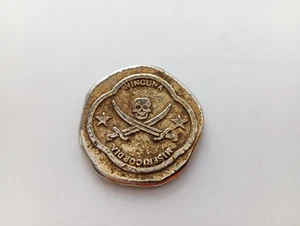 'No mercy' fake Spanish golden pirate coin with skulls - Picture 1 of 6