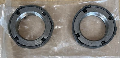 Par de tuercas de trinquete eje trasero Ford F250 F350 Sterling 10,25 OEM Foto 1 de 3