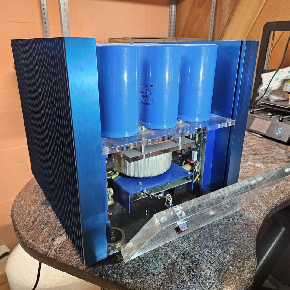 High-End DIY Power Amplifier – Massive Stereo-Endstufe, Profi-Komponenten, 49 KG - Bild 1 von 4