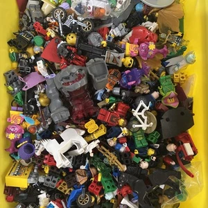 LEGO Lotto Minifigure (5 pz casuali) 100% Originali Lego - Imagen 1 de 1