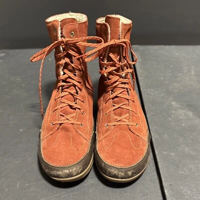 PATAGONIA Activist Waterproof Rusted Iron Leather Hiking Boots Warm Women’sSz 11 - Image 1 of 4