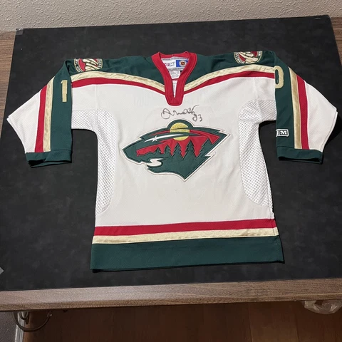 KOHO Minnesota Wild Jersey Youth Embroidered logo Size XL Signed Vintage Player Cover