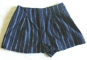 Women Gap Sailor Shorts Size 06 Blue w Pleats Stripes Size 6 - Picture 1 of 6