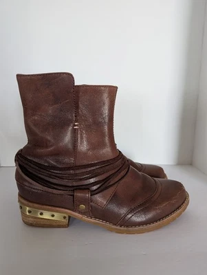 ANTHROPOLOGIE ANTELOPE BROWN RUST STUDDED ANKLE BOOTS SHOES SZ 36 - Image 1 of 4