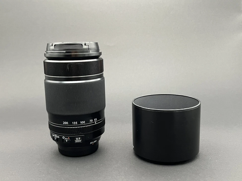 Fujifilm Fujinon XF 55-200mm F/3.5-4.8 R LM OIS (Fuji X mount) SEE DESCRIPTION  - Image 1 of 4