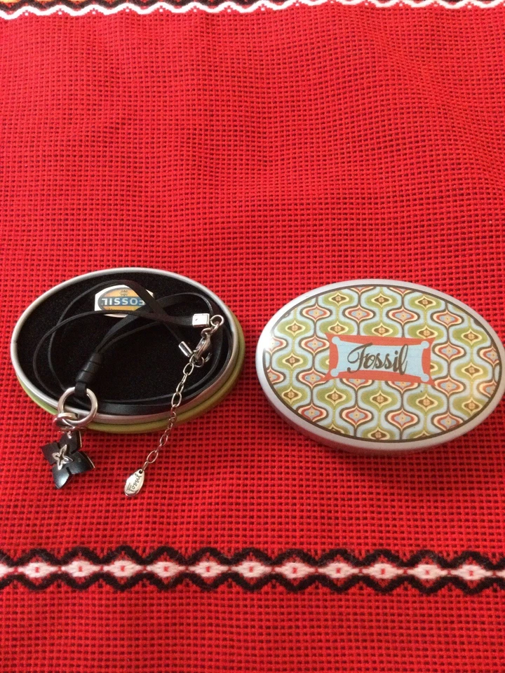 Schöne Fossil Leder Halskette Damen Vintage - Bild 1 von 3