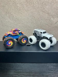 Monster Jam Grave Digger RARE Black and White & Physco-delic VW Beetle 1:64 Used - Picture 1 of 6