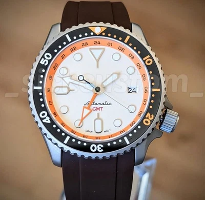 TITANIO Automático Blanco Naranja GMT Buzo 42mm Mod NH34A 24 Joyas ZAFIRO Excelente Foto 1 de 2