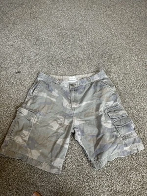 Y2K High Sierra 宽松迷彩工装短裤男式 34 码 — 第 1/2 张图片