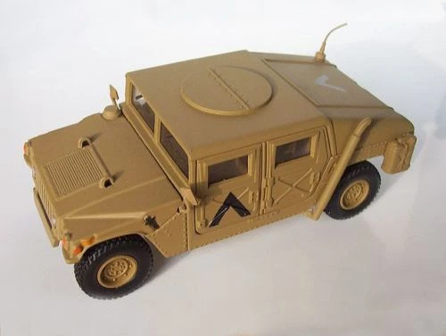 HUMMER CAR U.S. ARMY DESERT STORM -1-43 DEA BY VICTORIA - Immagine 1 di 1