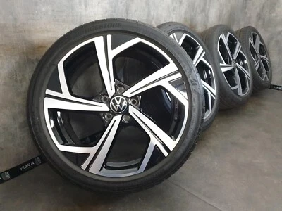 VW Golf 8 5H Variant Jerez Alufelgen Sommerreifen 225/40 R 18 2021 5H0601025Q - Bild 1 von 4