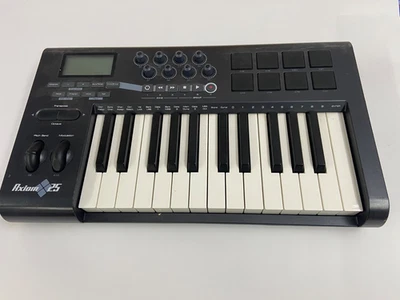 M-Audio Axiom 25 MIDI Controller - Image 1 of 2