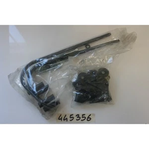 Piaggio Free 50 Kit attacchi parabrezza Windshield mount kit - Foto 1 di 2