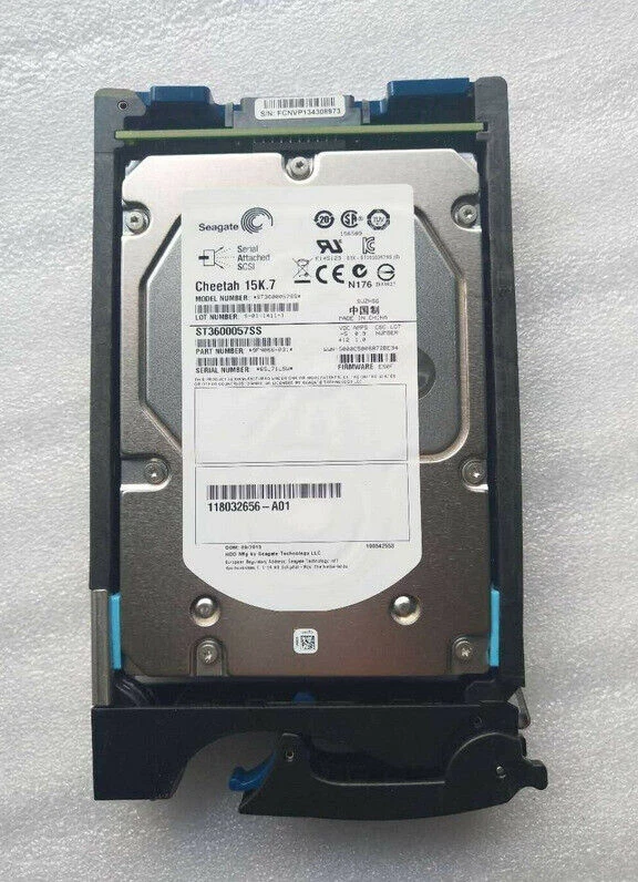 NEW EMC 005049274 005049677 005049675 600GB 3.5" SAS 15K V3-VS15-600 HARD DRIVE - Image 1 of 2