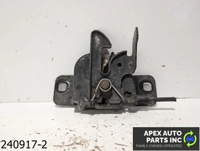 OEM 2005-2010 Jeep Grand Cherokee 5.7L  Jeep Commander Front Hood Latch - Image 1 of 4