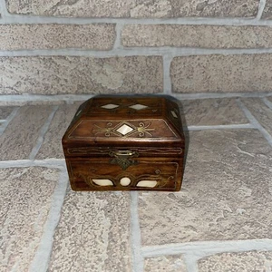 Vintage Wooden Trinket Jewelry Box Hand Carved Inlay Mother of Pearl Gold Wire - Picture 1 of 7