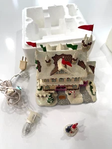 Hawthorne Village "Santa and Mrs Claus's Castle Numbered Vintage - Picture 1 of 10
