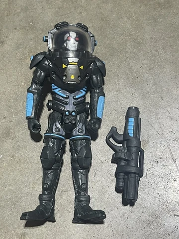 DC Comics Multiverse Arkham City Mr. Freeze 3.75" Figure Cover