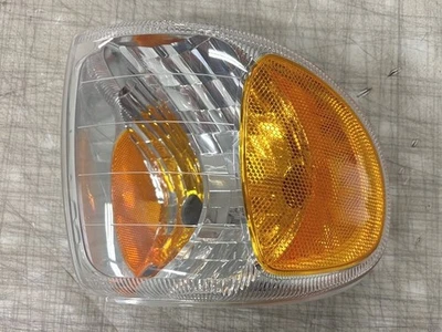 Lámpara de estacionamiento señal de giro Mercury Mountaineer 1998-99 OEM para mano derecha Foto 1 de 2