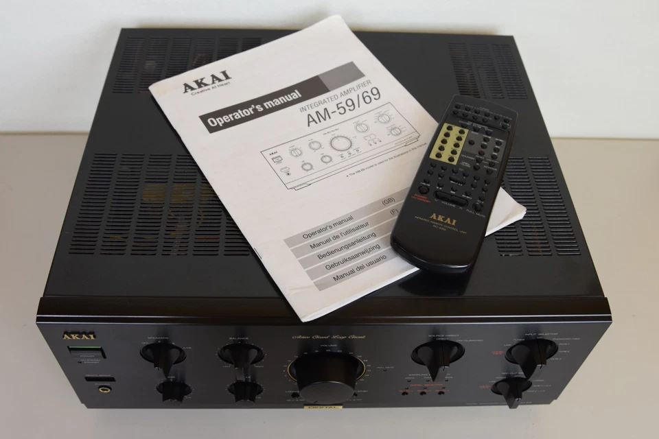 AKAI AM 69 VOLLVERSTÄRKER STEREO VOLL FUNKTIONSFÄHIG DAC PHONO MM/MC TOP ZUSTAND - Bild 1 von 4