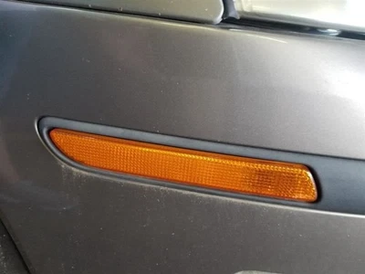 Marcador lateral de esquina/luz de estacionamiento para pasajeros compatible con 03-07 SAAB 9-3 655869 Foto 1 de 4