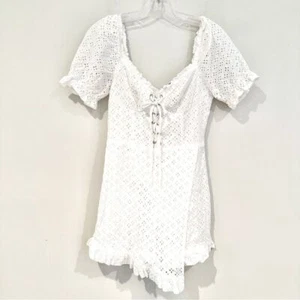 Missguided Eyelet Shorts Romper Women's 6 White Back Zip Fully Lined Tie Front - Picture 1 of 9