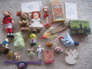 VINTAGE Junk Drawer Lot Old to Now Toys - Picture 1 of 10