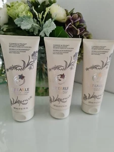 Liz Earle Bourbon Vanilla & Clove Bud Cleanse & Polish 200ml NOW £25 EACH - Picture 1 of 3
