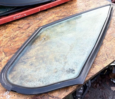 CITROEN RELAY QUARTER WINDOW PASSENGER FRONT GLASS 93~06 - Image 1 of 4