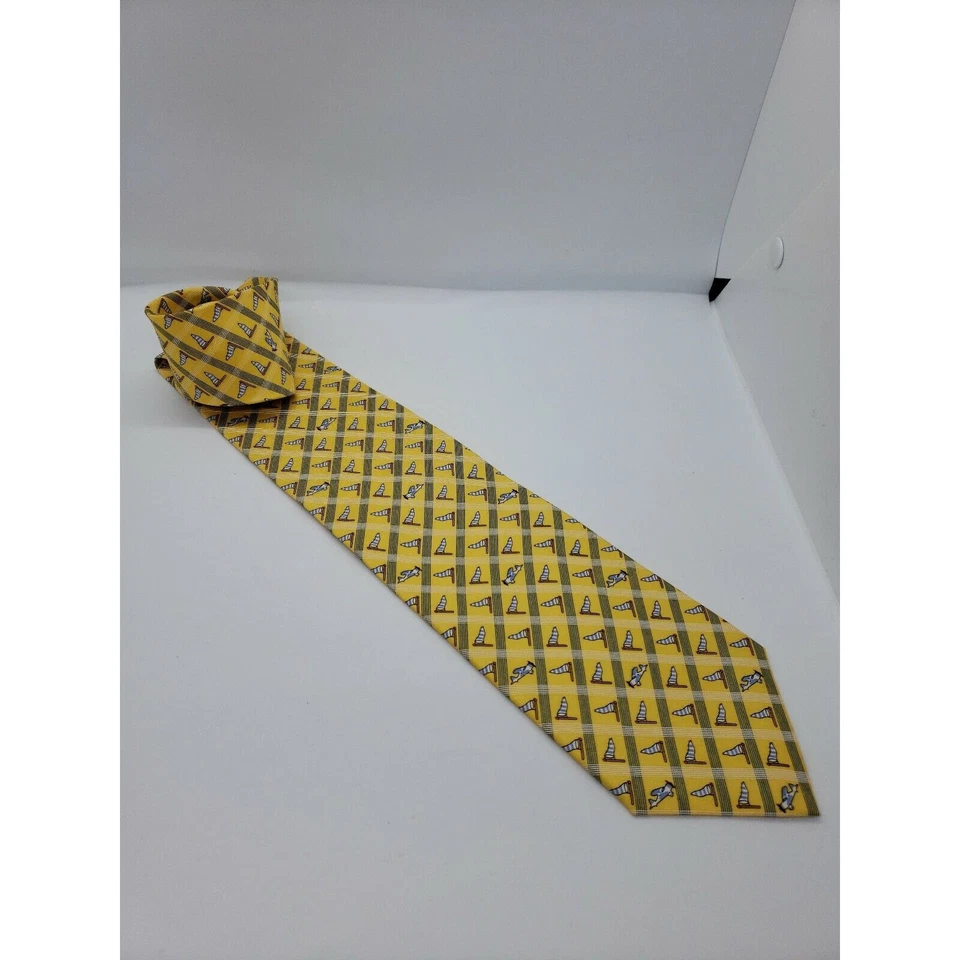 Corbata para hombre Victory Club B amarilla Windsock aviones volando aeropuerto a cuadros Foto 1 de 4
