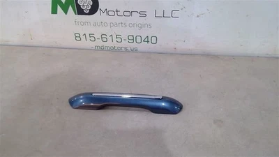 2020-2022 FORD EXPLORER FRONT RIGHT SIDE EXTERIOR DOOR HANDLE LB5B-S22404-CAW - Image 1 of 4