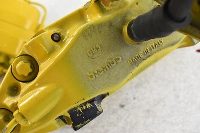 Juego de pinzas de freno izquierda base delantera para AUDI R8 240060 10-13 Foto 1 de 4