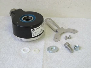 ALLEN BRADLEY 844D-B4CC2CK INCREMENTAL OPTICAL ENCODER,360PPR,HOLLOW SHAFT,NOS - Picture 1 of 8
