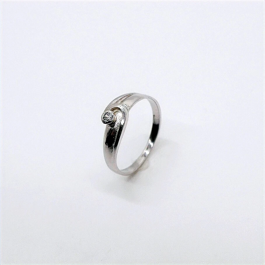 SOLITARIO CON ZIRCONE IN ARGENTO 925 RODIATO IN ORO BIANCO 18 KT - Immagine 1 di 1