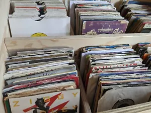 More details for 100 x 7&quot; vinyl house clearance from massive collection