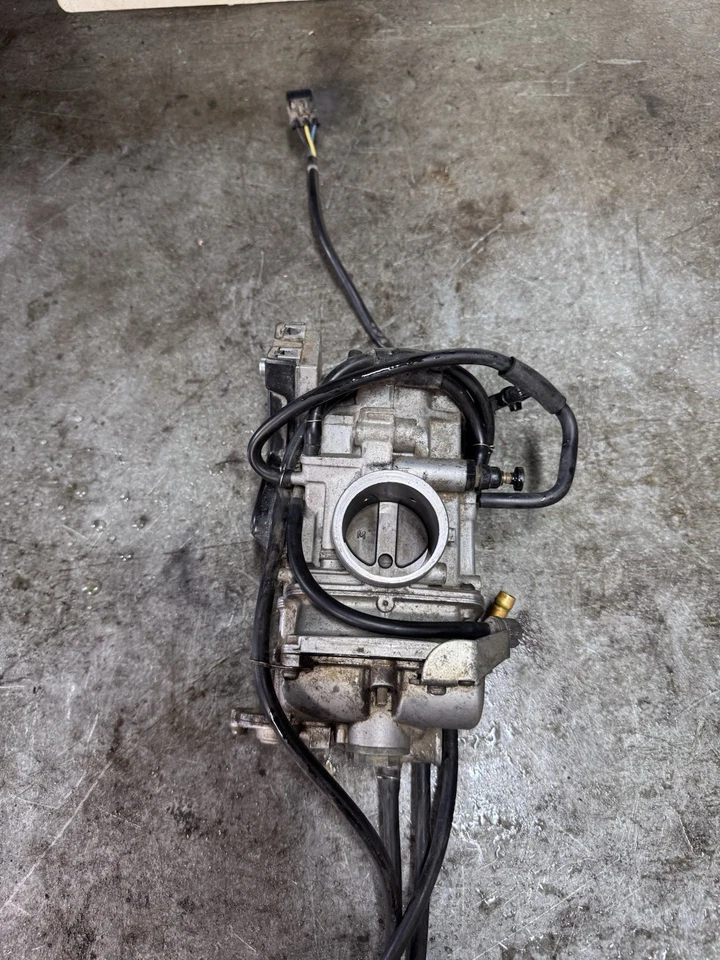 2004-2006 年本田 Crf250x 汽化器正品本田 — 第 1/4 张图片