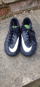 size 1.5 football boots