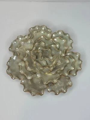 Escultura de flor de cebollino de cerámica topo con cierre trasero 4 colgantes coral lechuga marina Foto 1 de 4