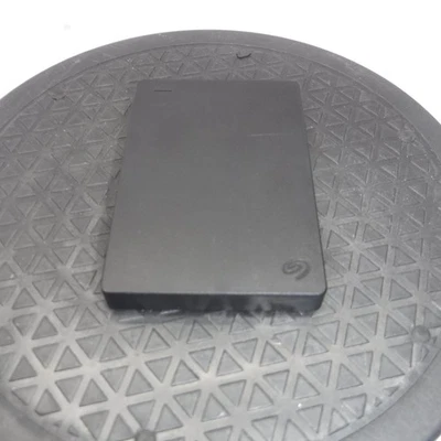 DISCO DURO PORTÁTIL SEAGATE 2 TB 2,5 5400 RPM ST2000LM007 T13 B16 Foto 1 de 4